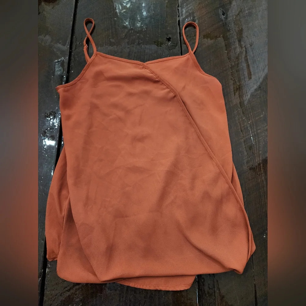 #028 The Limited rustic burnt orange Tank in size XS
